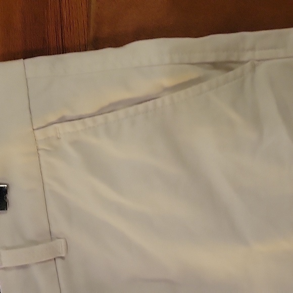Banana Republic White Shorts - Picture 2 of 7